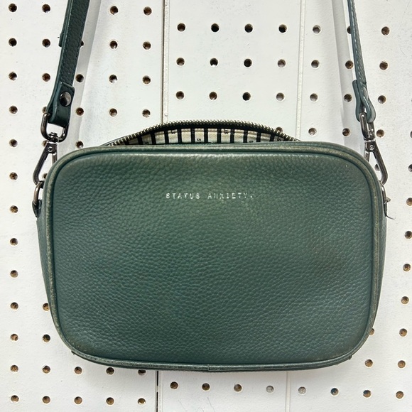 Status Anxiety Plunder Side Green - Picture 3 of 12